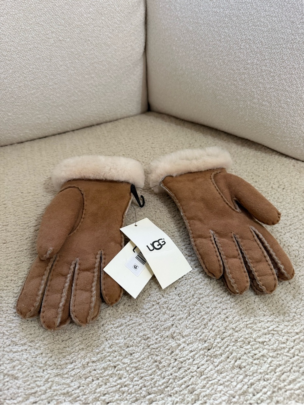 UGG Women's Chestnut Suede Sheepskin Cuff Gloves